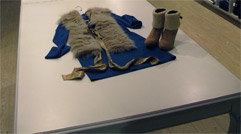 LAURA FASHION ABBIGLIAMENTO & ACCESSORI Flavio Castellani Guess Divina Mary Depp kaos AnnaRita N | Interno negozio